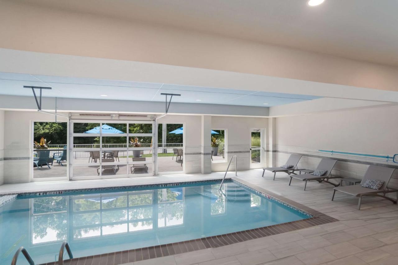 Surestay By Western Hershey 3*