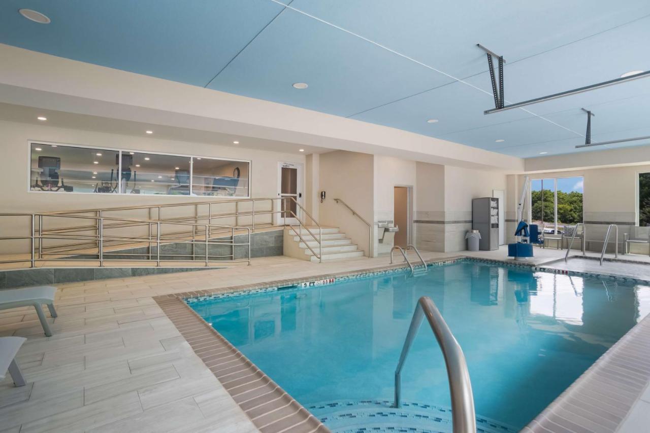 Hotel Surestay By Western Hershey